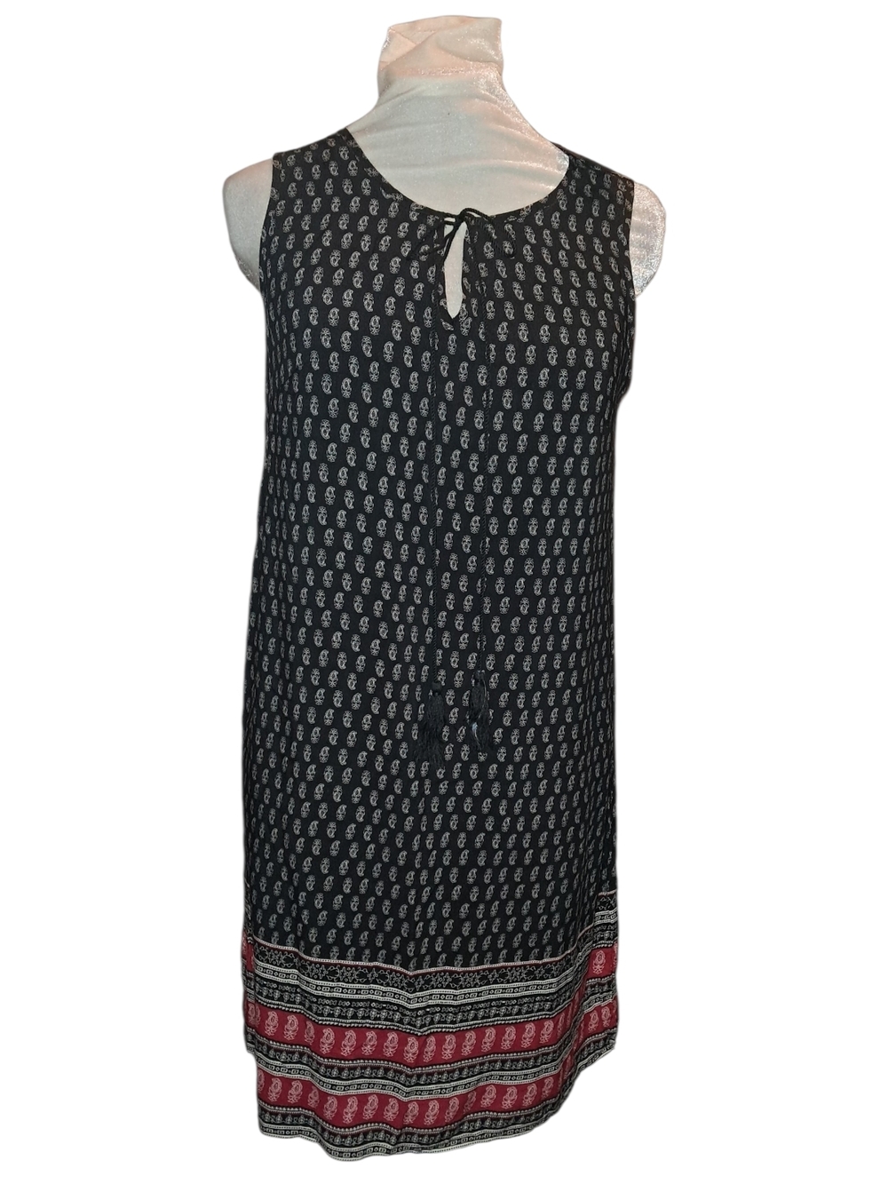 NWT. Emery Rose Black Midi Dress With Paisley Motif